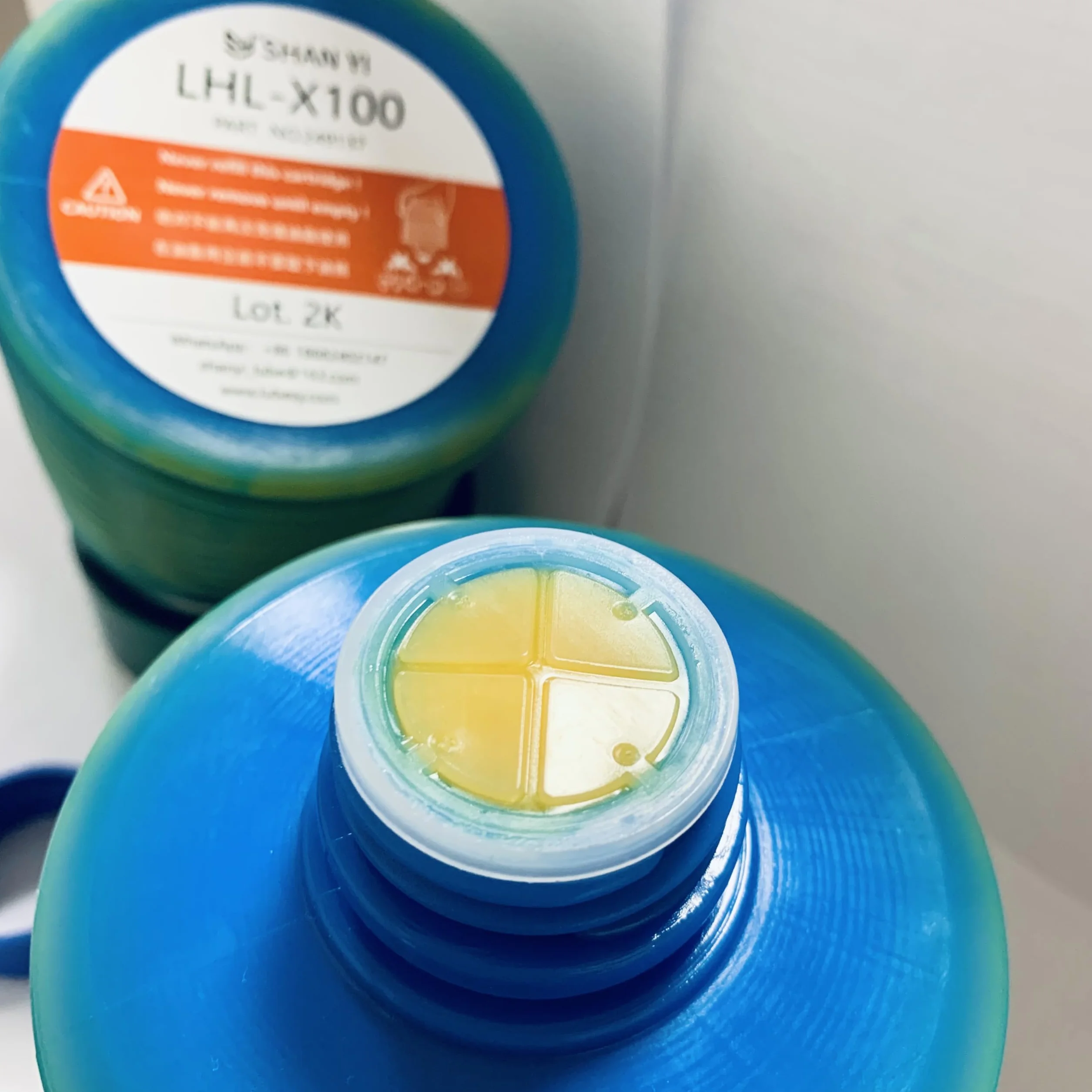 LHL-X100-7 (700 ml), accessoire de centre d'usinage CNC 249137, graisse pour machines Makino, numéro de pièce Z192A1600010, convient pour pompe à huile LUBE P-107