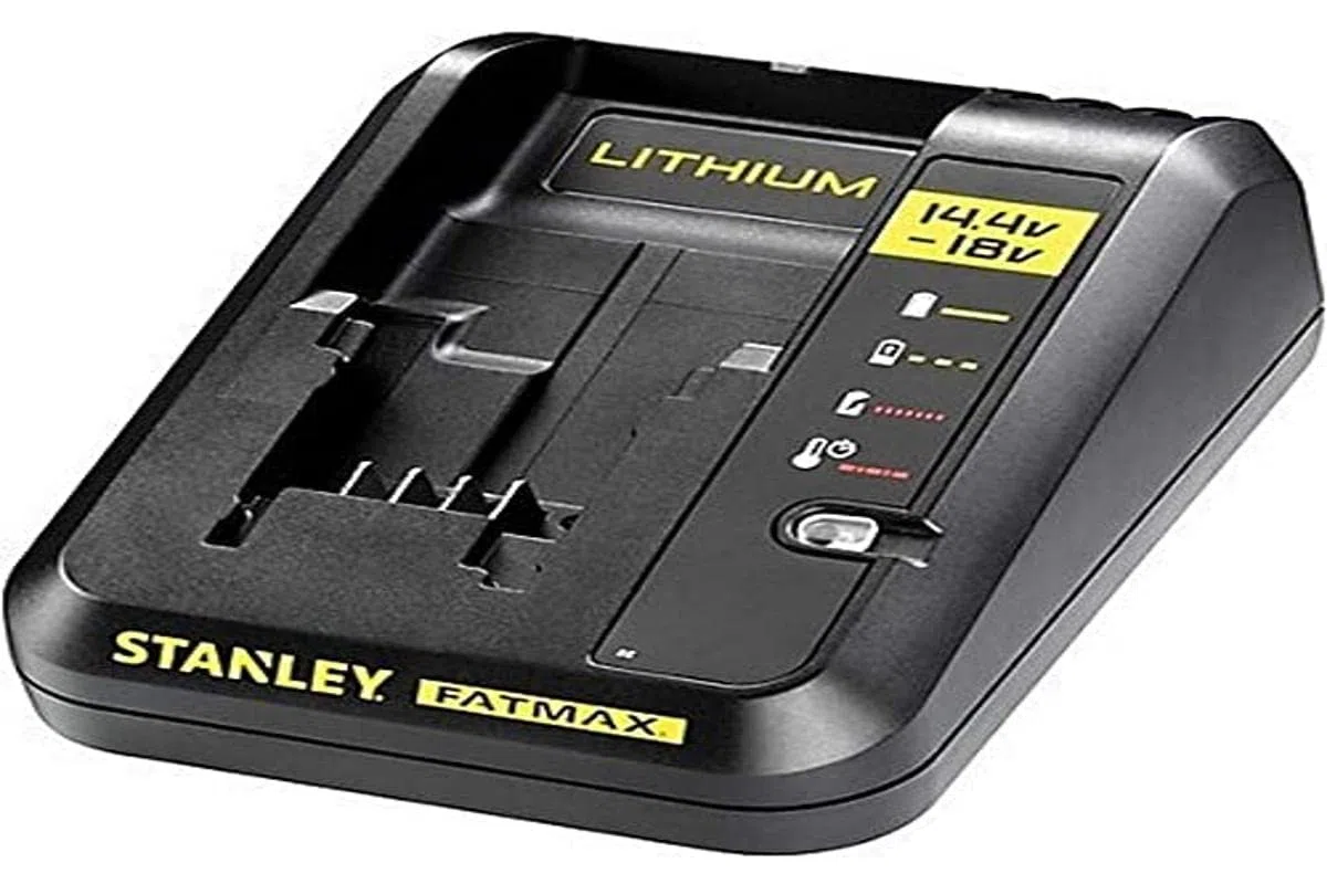 Stanley FMC692L-QW FATMAX Chargeur de Batterie 14,4V et 18V Chargement Rapide Témoin Led Intégré Compatible Gamme Robuste et Ergonomique, Noir/Jaune