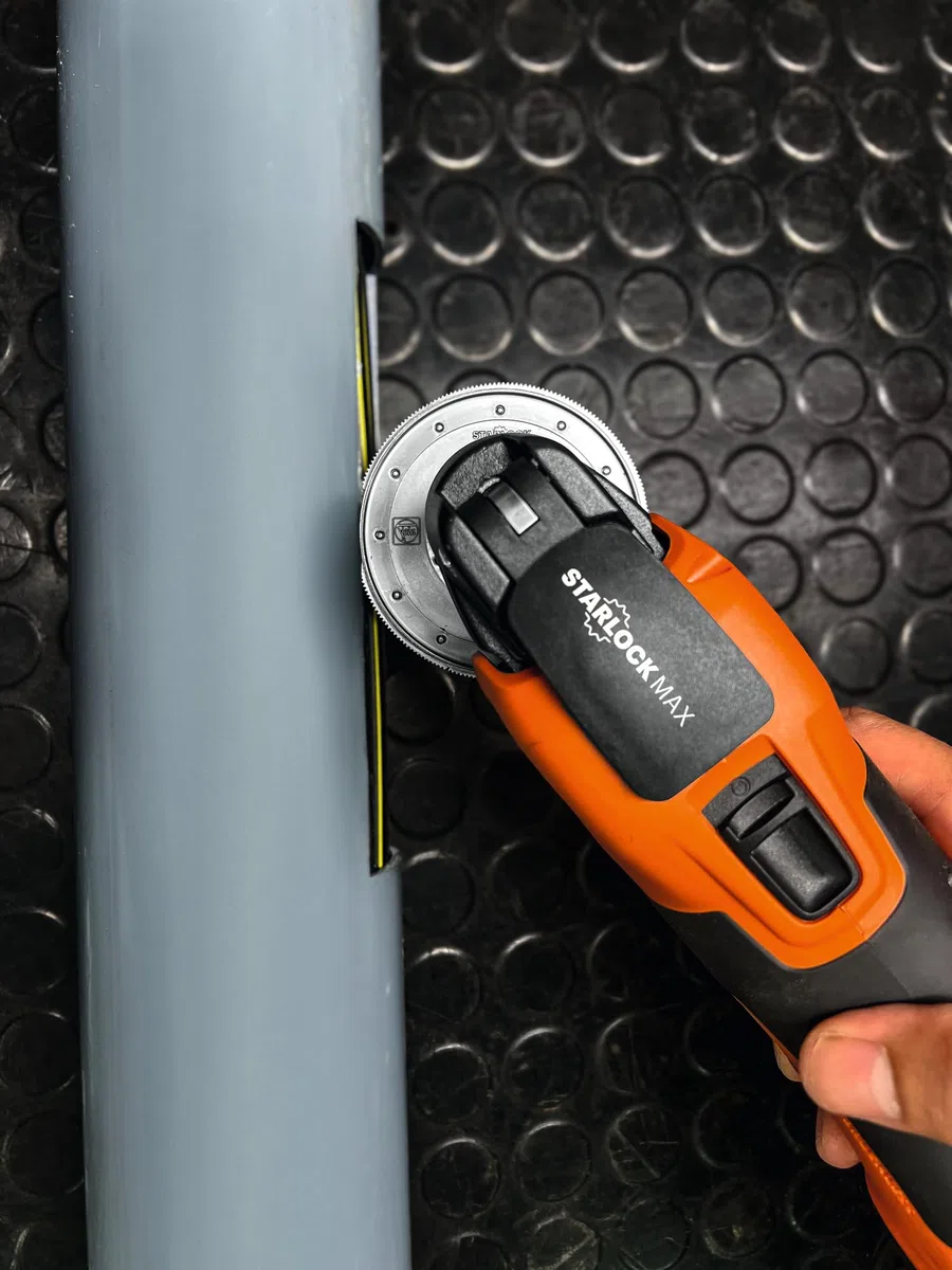 FEIN Lame de Scie porte-outil Starlock avec butée de profondeur, pour ouvrir facilement des chemins de câbles et d'autres conteneurs en plastique